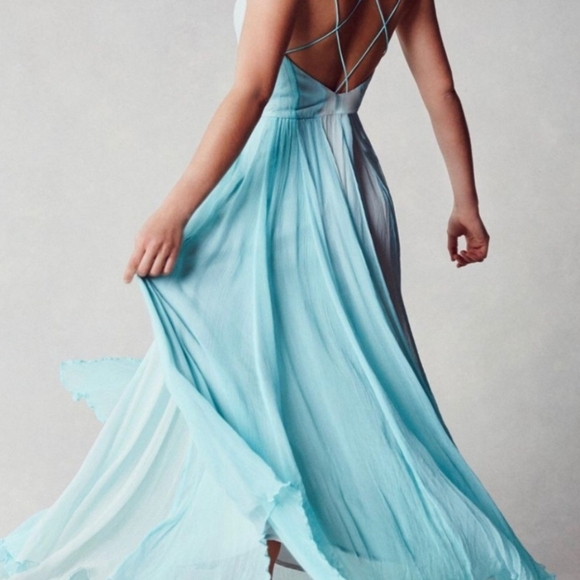 Kimchi Blue Waterfall Chiffon Maxi Dress Size 0 - Picture 3 of 13